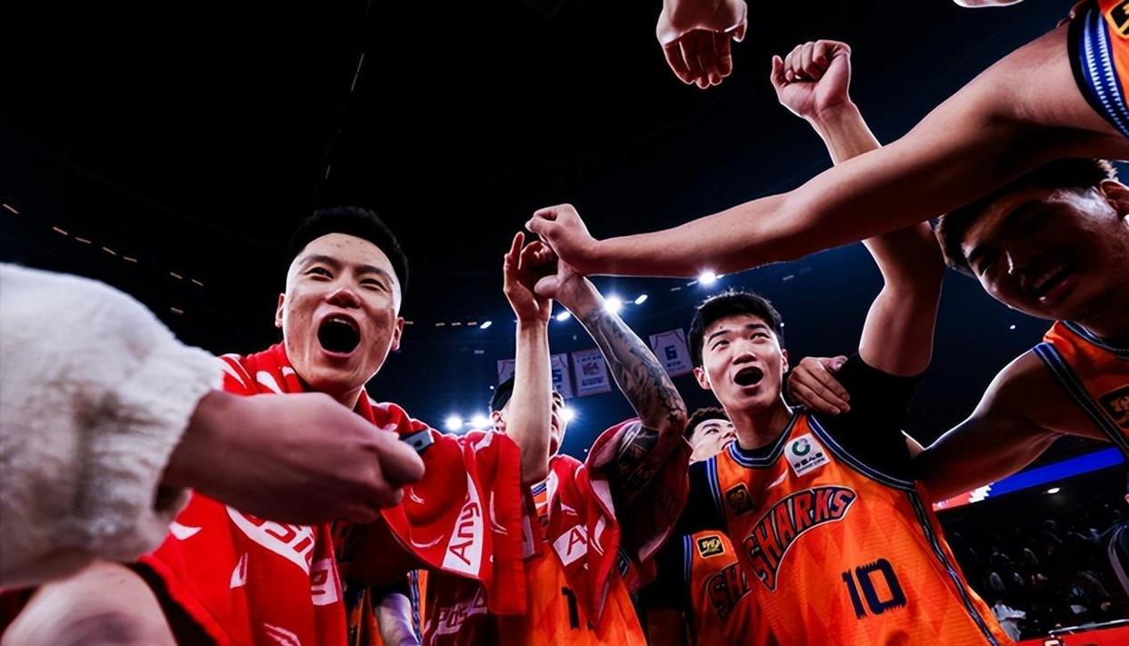 CBA常规赛赛程吃紧；摩纳哥今夜迎来里程碑；目标明确；更衣室氛围转暖的简单介绍贝博直播官网